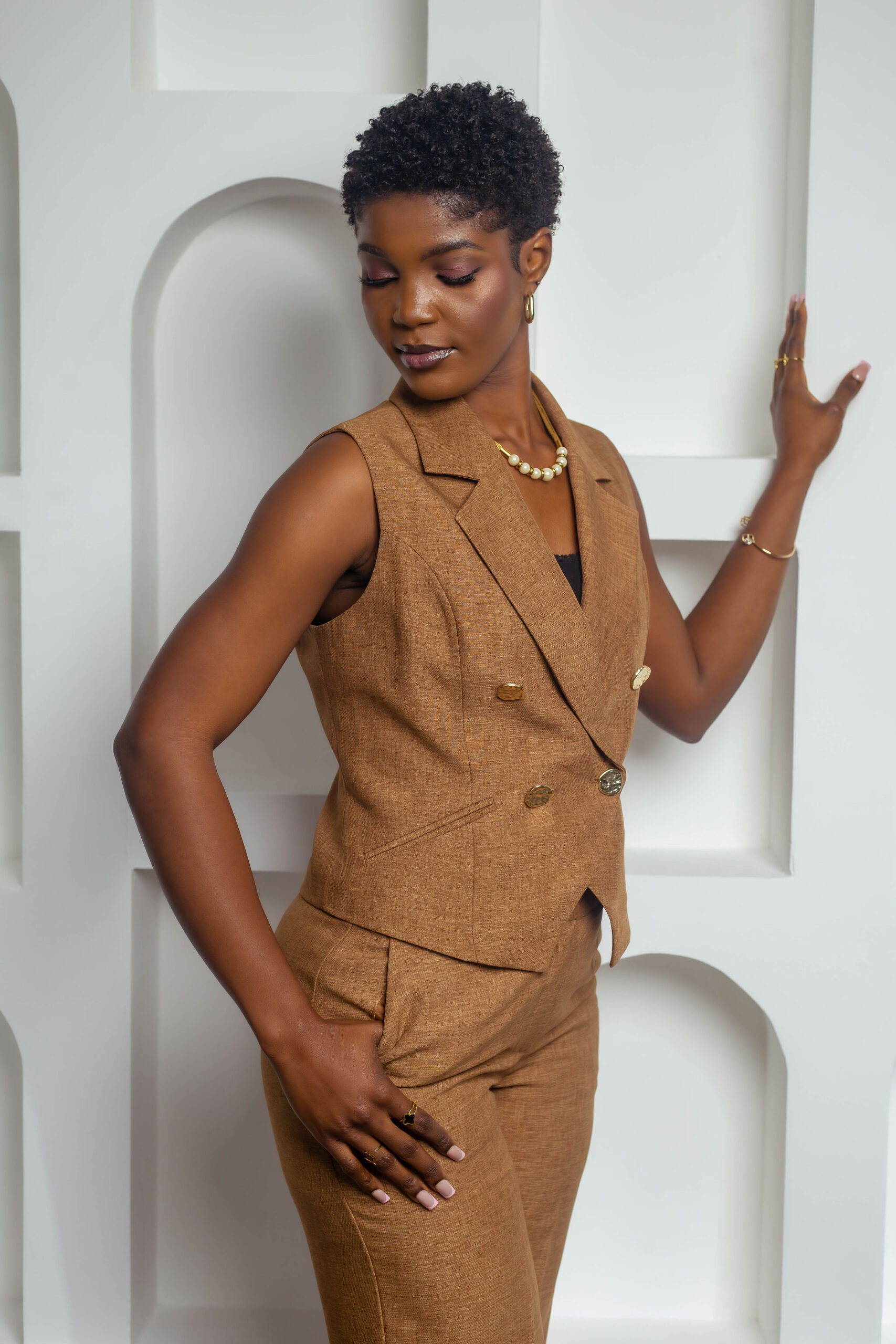 Chic Sleeveless Brown Linen Set - Code 566